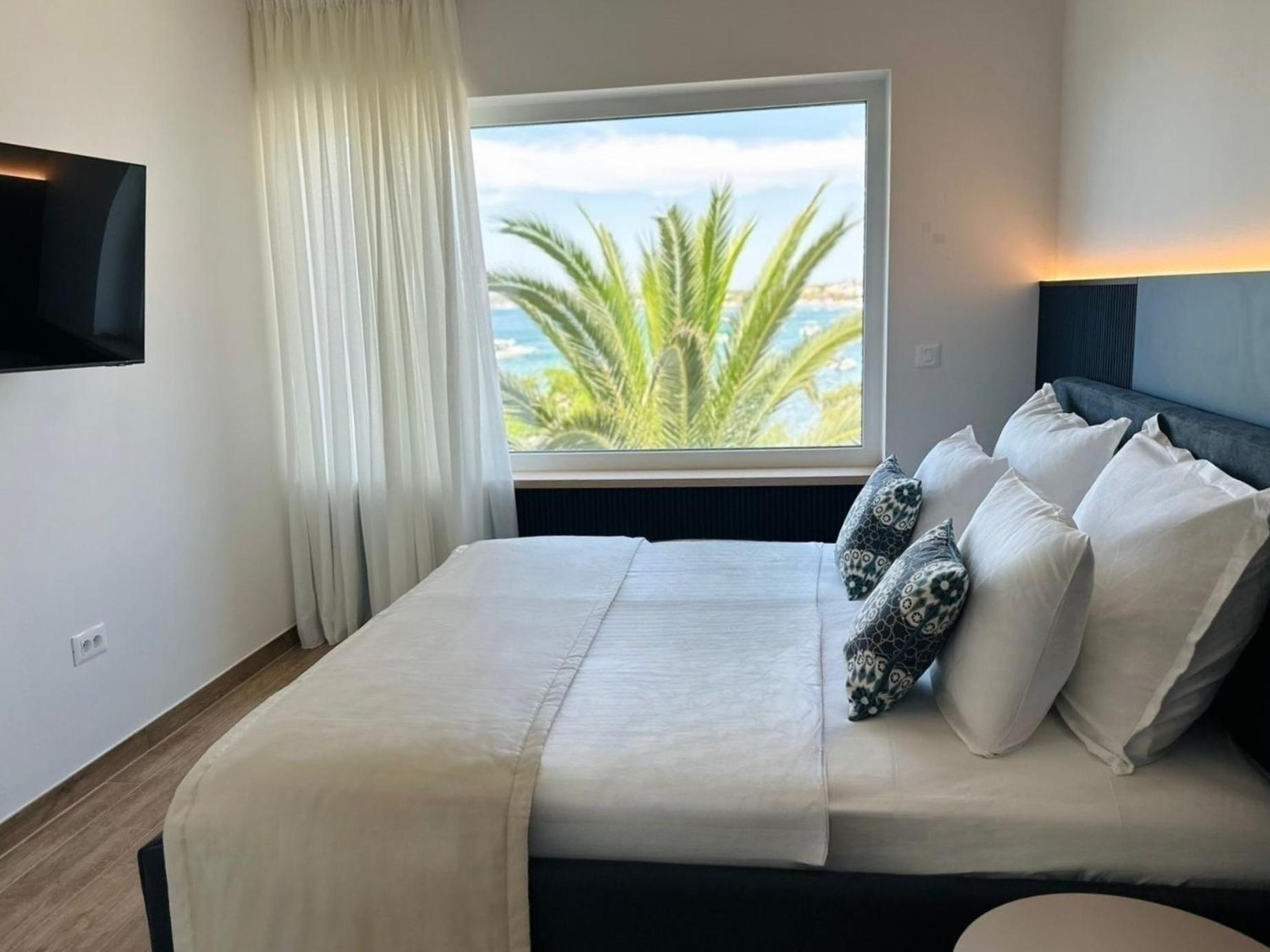 Apartments Dernaj Vir Ngoại thất bức ảnh